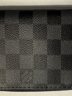 Checkered Black Textured Leather Wallet